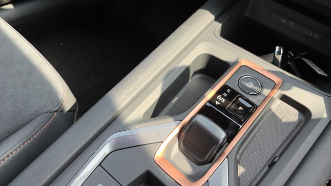 CUPRA Leon 1.5 eTSI 150 V2 5dr DSG Petrol Hatchback - Image 14